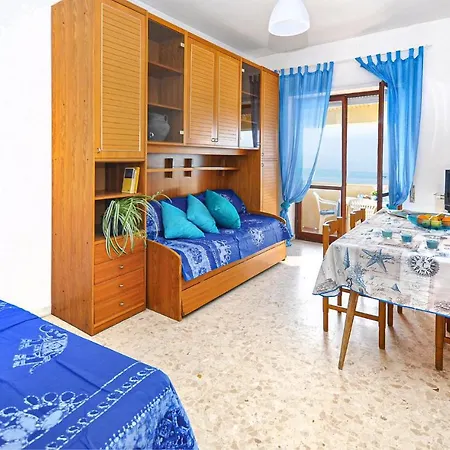 1 Bedroom Beautiful In *